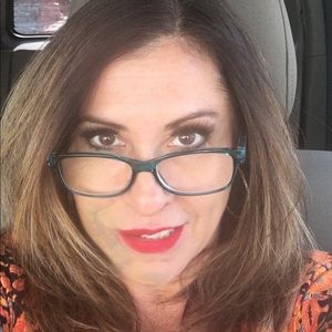 Meet your Posher, April